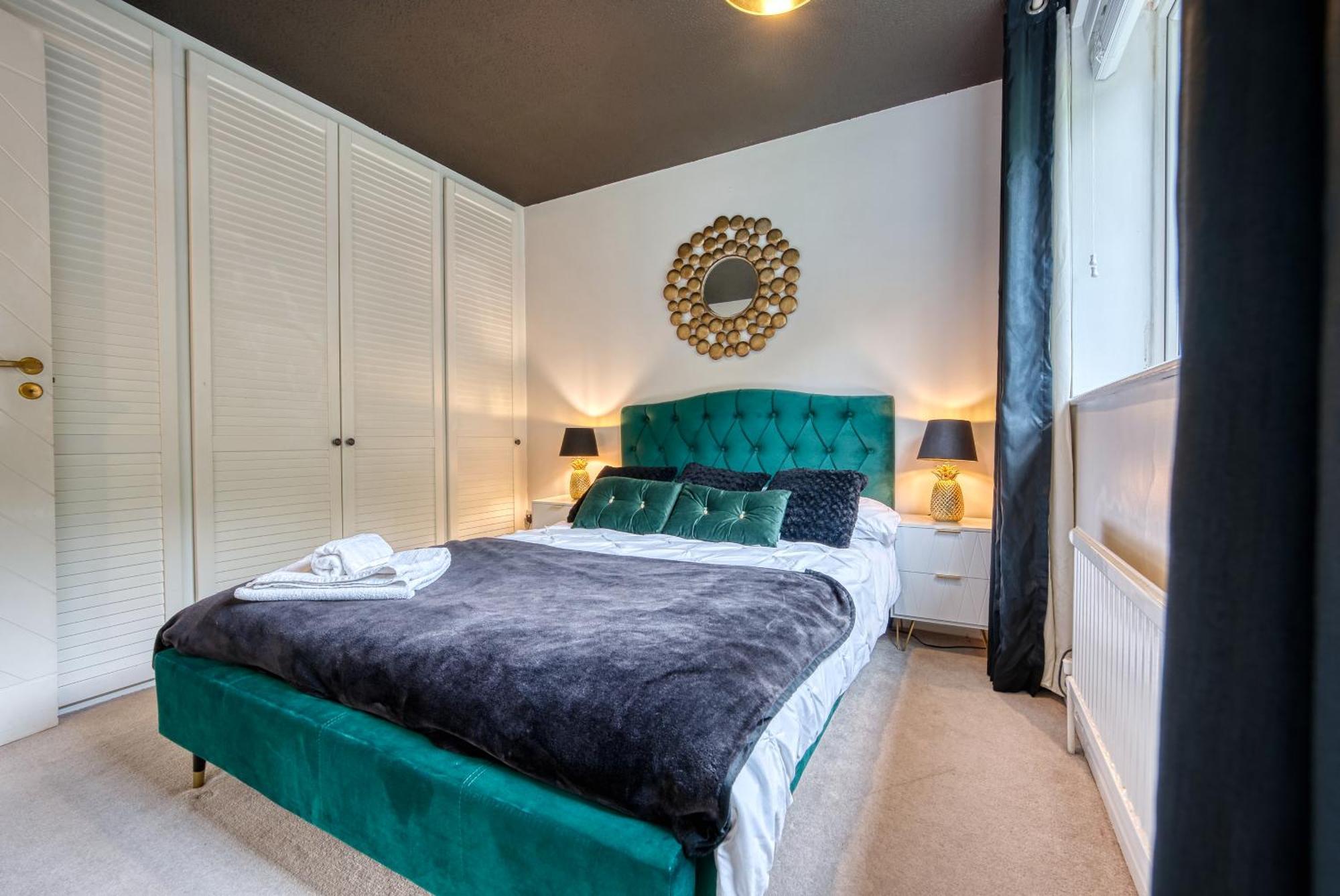 Capri 13 Sa - 3 Bed House, Close To Loughborough University & M1 Motorway, Free Wifi, Big Garden, Ample Parking- Ask For Contractor Rates! 外观 照片